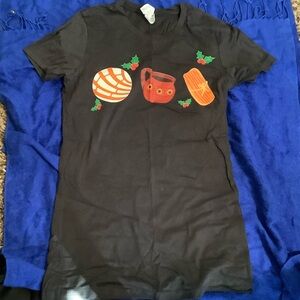 Black Holiday Graphic T-Shirt